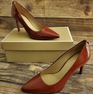 Michael Kors Dorothy Flex Pump Patent